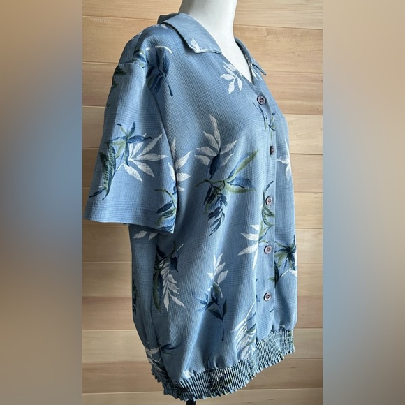 East west fashion, size L floral/beach theme button up with elastic waist - Picture 3 of 8